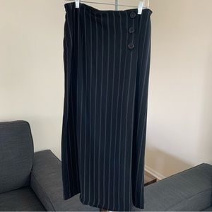 Melrose Vintage Pinstripe Skirt with three buttons and long side slot